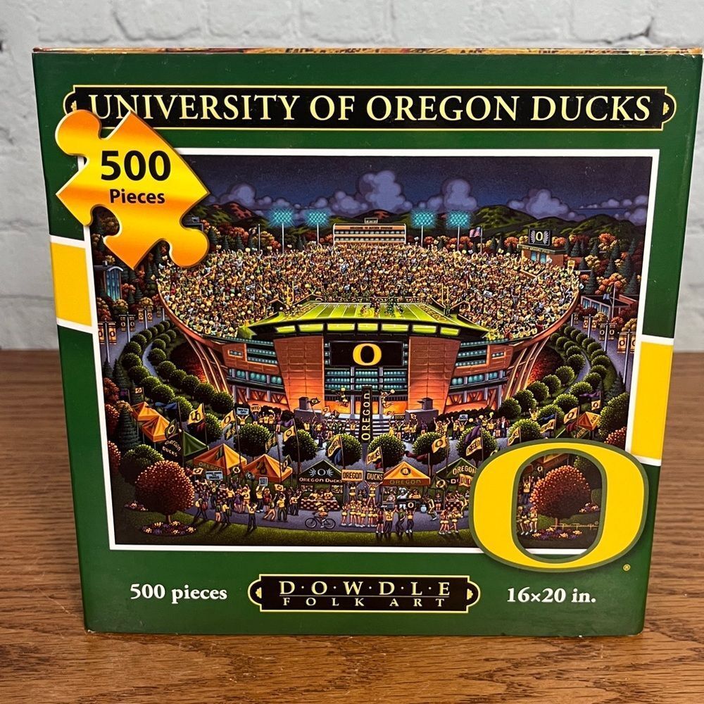 Eric Dowdle Puzzle University of Oregon 500 Pieces EUC 16x20”